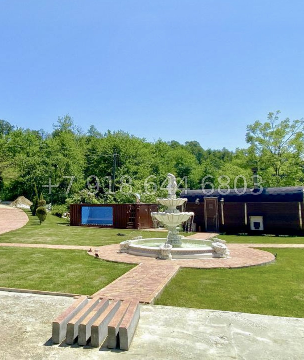 № 72 Б. Дом с озером с карпами в Адлере  - миниатюра 11