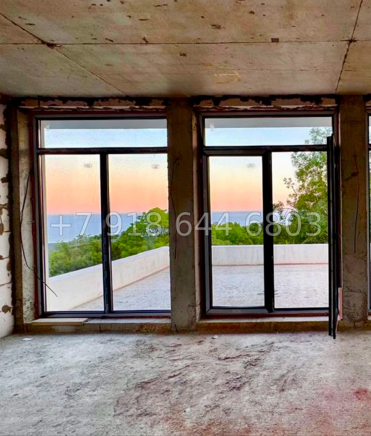 № 7 н. Дом в Ялте с гаражом и с видом на Чёрное море  - миниатюра 19