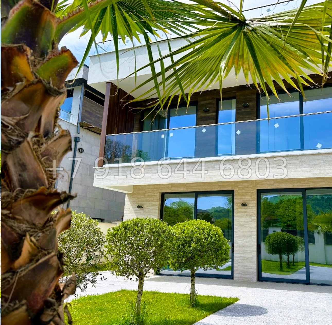 № 67 в. Дом в дорогом коттеджном посёлке в Адлере  - миниатюра 1