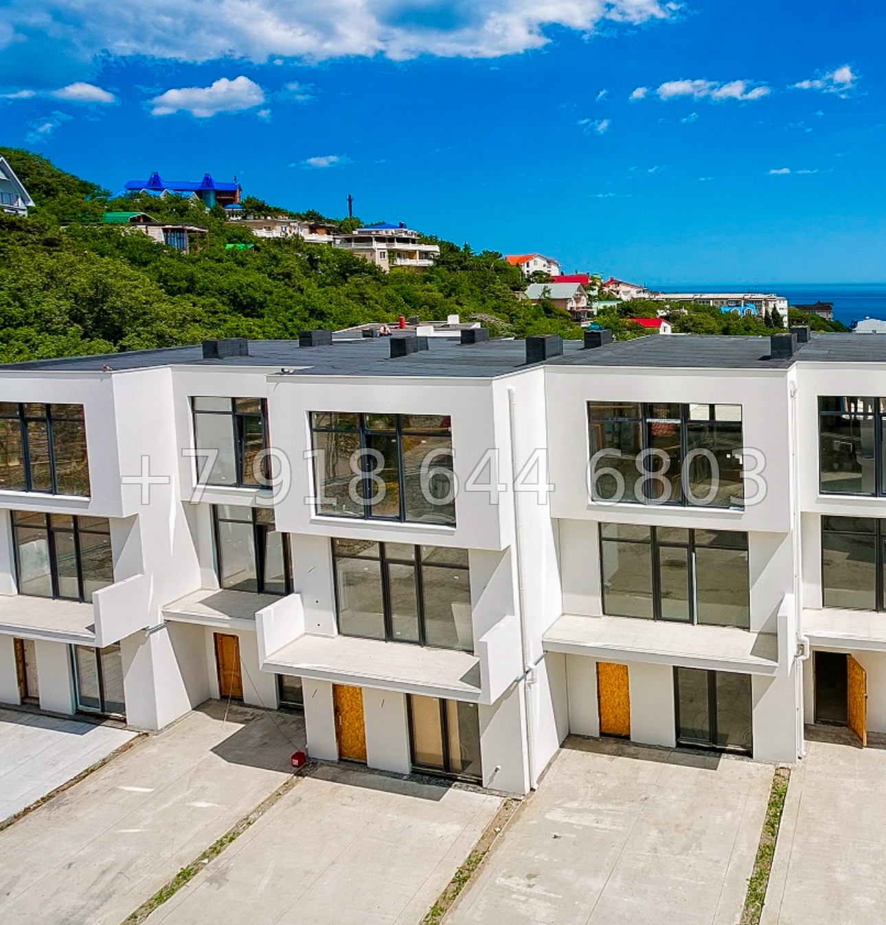 № 11 н. Таунхаусы в Ялте с видом на Чёрное море  - миниатюра 20