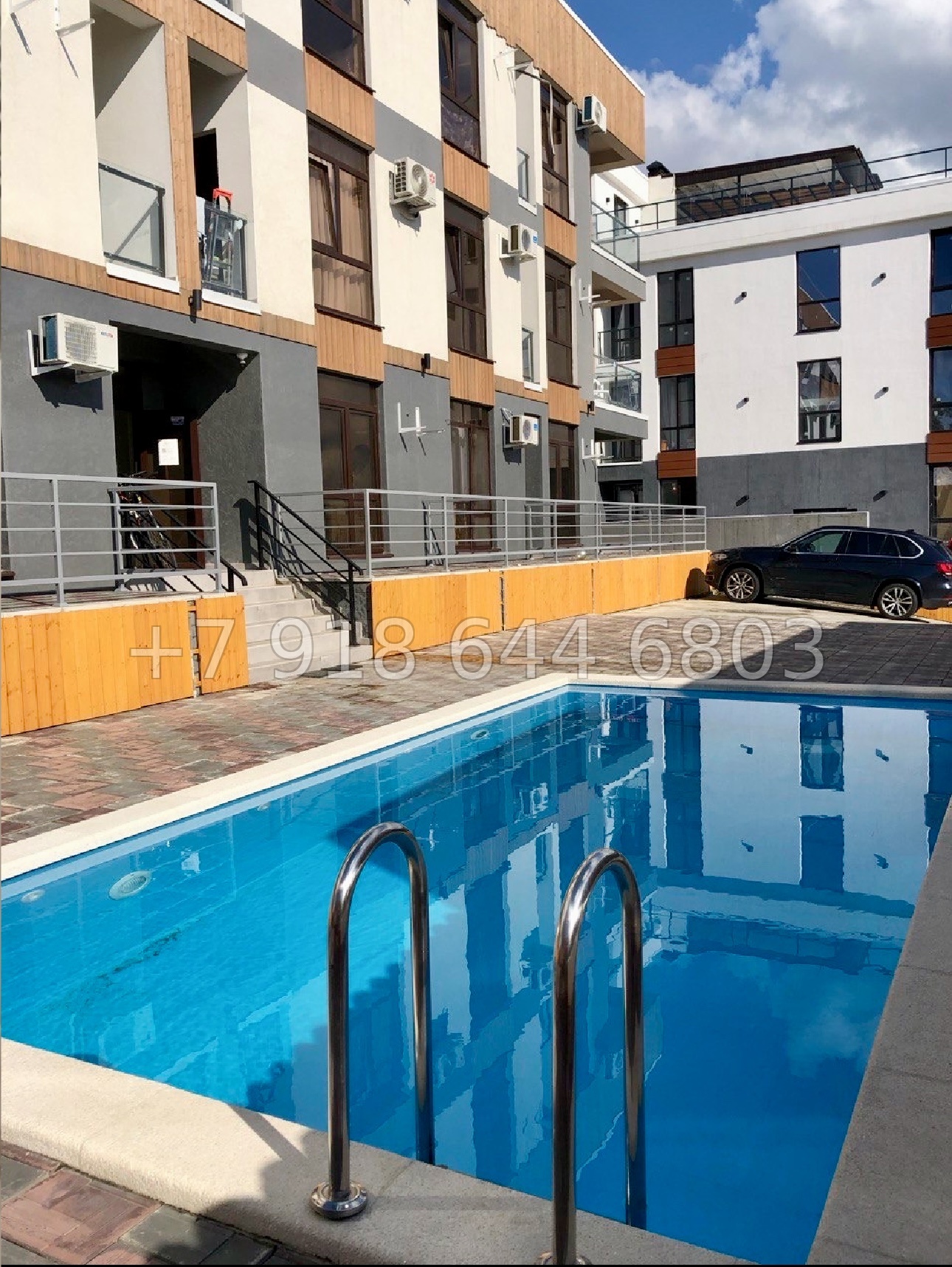 № 65х. Жилье с бассейном и с ремонтом в Адлере  - миниатюра 1