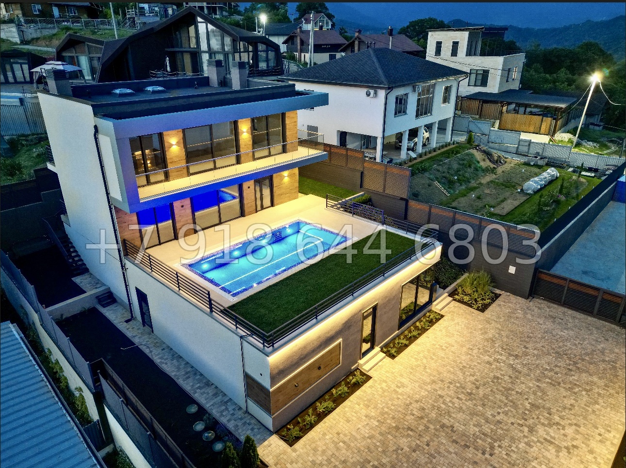 № 144 Б. Два дома в Адлере  - миниатюра 22