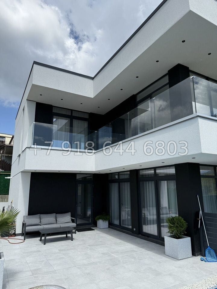 № 134 Б. Дом с бассейном и хорошим ремонтом в Адлере  - миниатюра 1