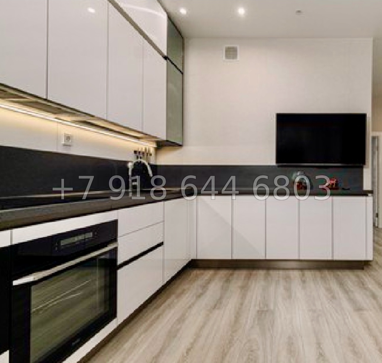 № 297 р. Трёхкомнатная Квартира с видом на море и с бассейном в Сочи Хосте - миниатюра 8