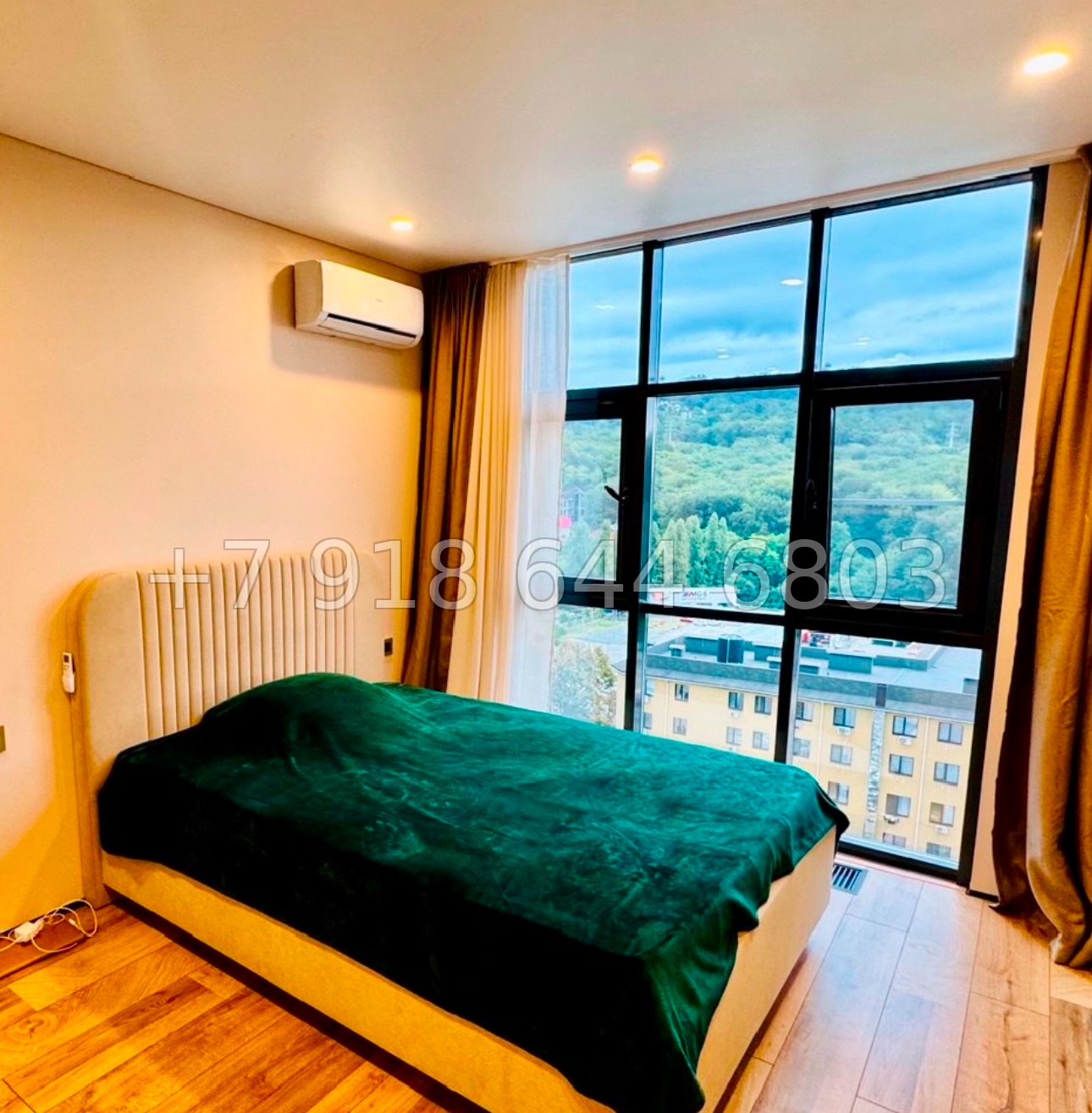 № 64р. Квартира в новом доме. На территории бассейн.  - миниатюра 1