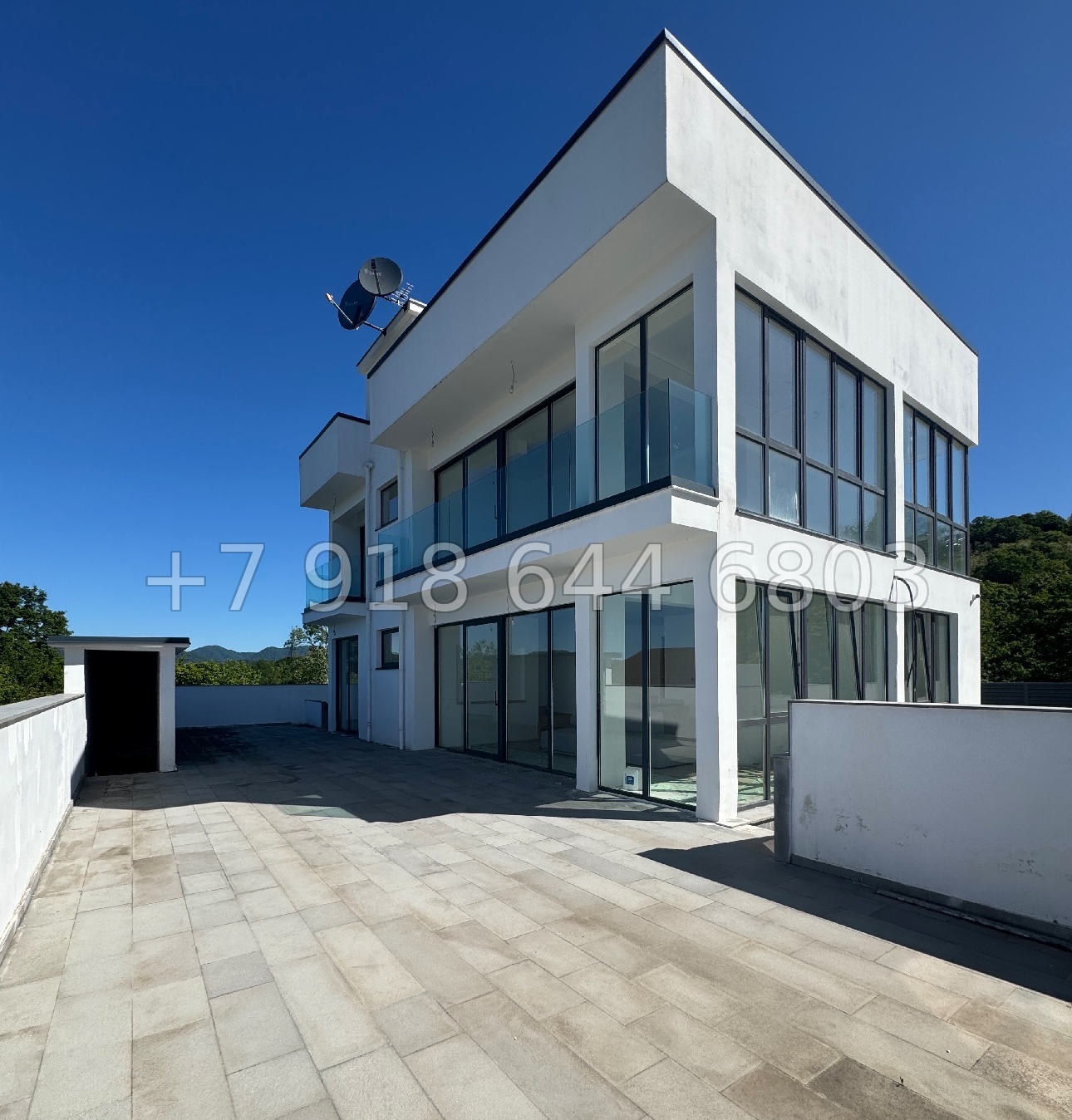 № 196 Б. Дом с дорогим ремонтом в Сочи  - миниатюра 1