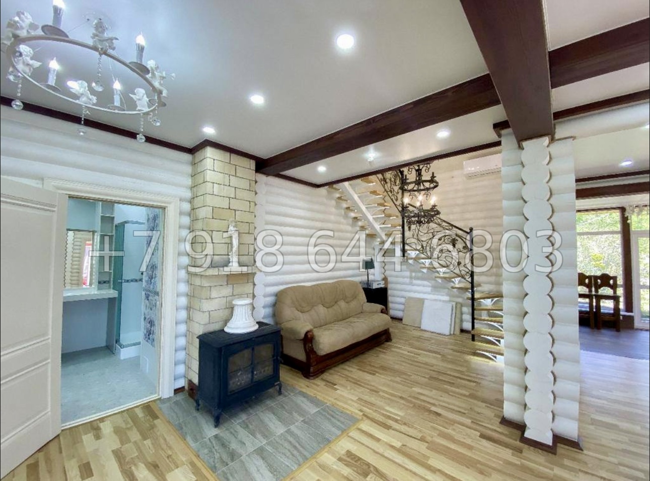 № 72 Б. Дом с озером с карпами в Адлере  - миниатюра 26