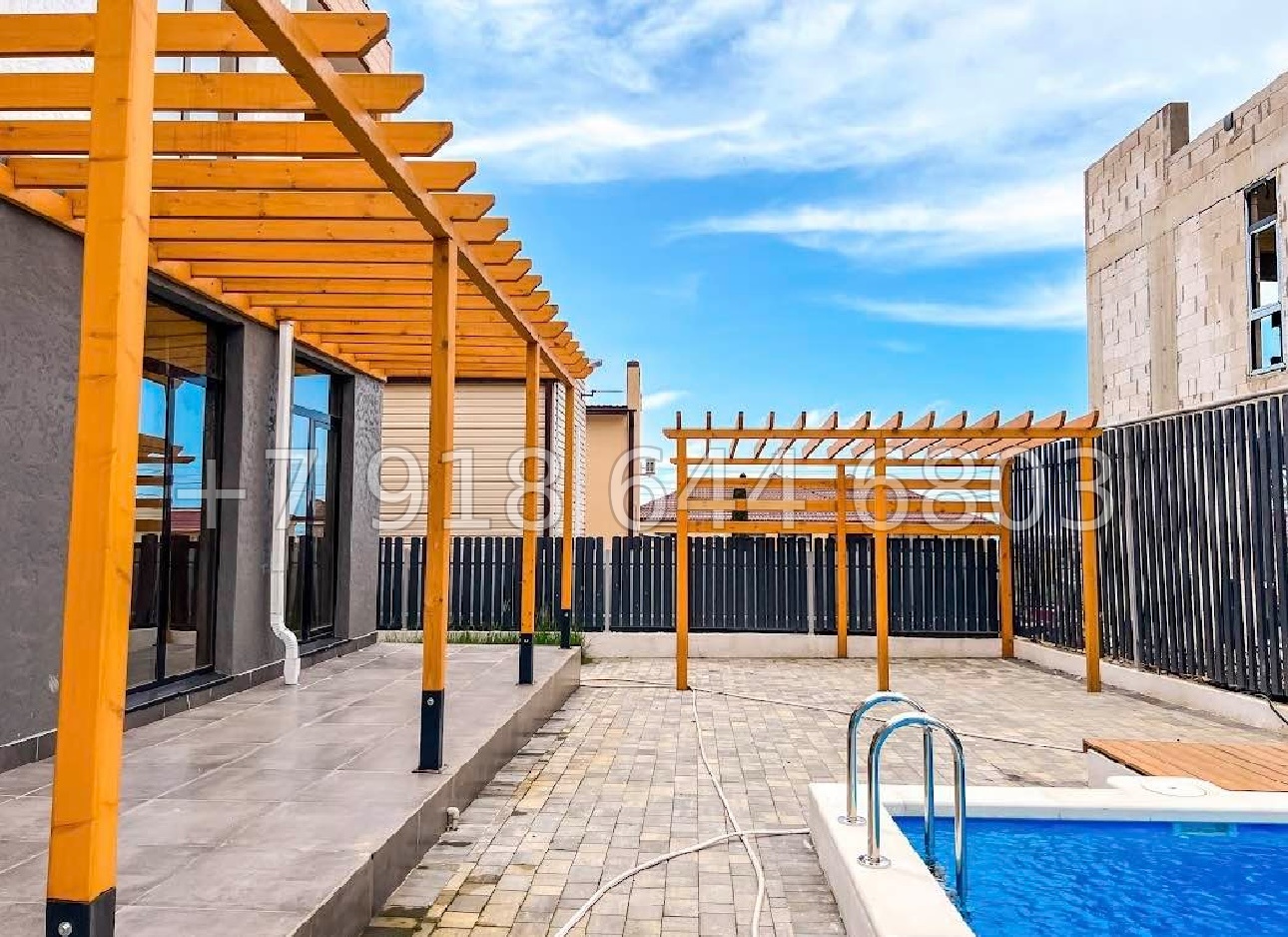 № 100 А. Дом с бассейном в Адлере  - миниатюра 2