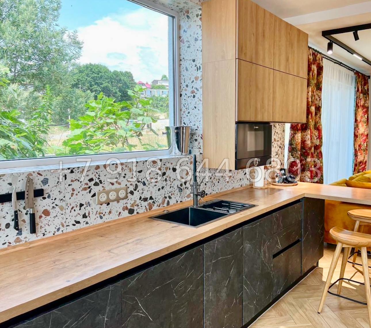 № 115 в. Дом с очень хорошим ремонтом в Адлере  - миниатюра 19