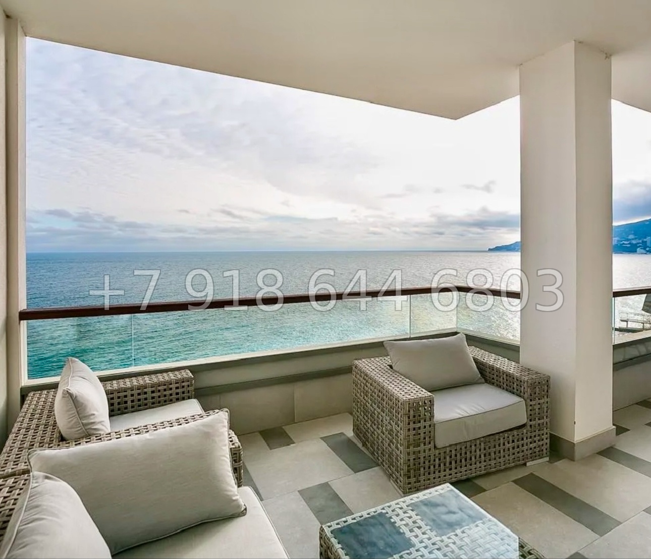 № 27 г Ялта . Квартира с видом на море у моря - миниатюра 1