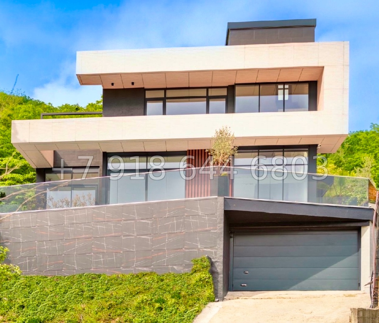 № 40 м. Дом с бассейном по дороге на Красную Поляну  - миниатюра 1