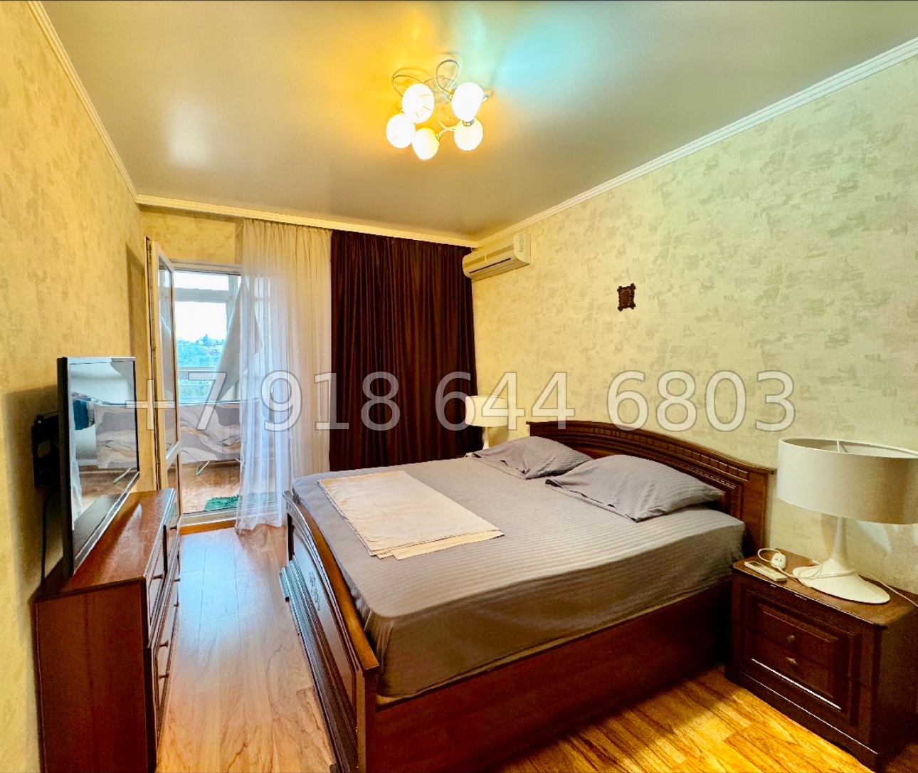 № 279 р. Квартира в центре города Сочи  - миниатюра 2