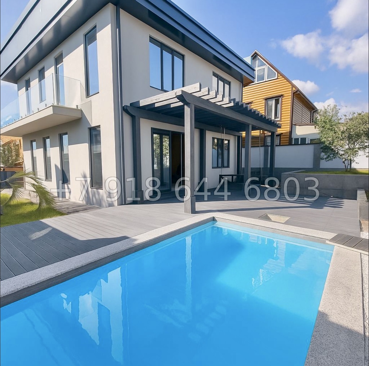 № 25 Б. Дом с бассейном в Адлере  - миниатюра 1