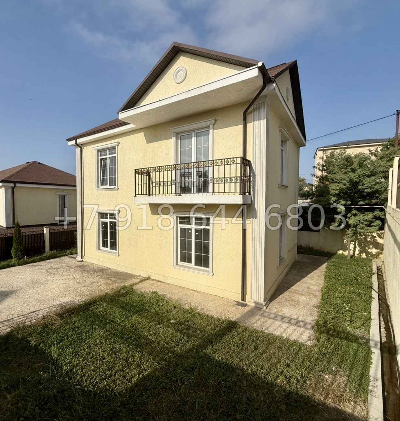 № 15 А. Дом у школы в Адлере  - миниатюра 1