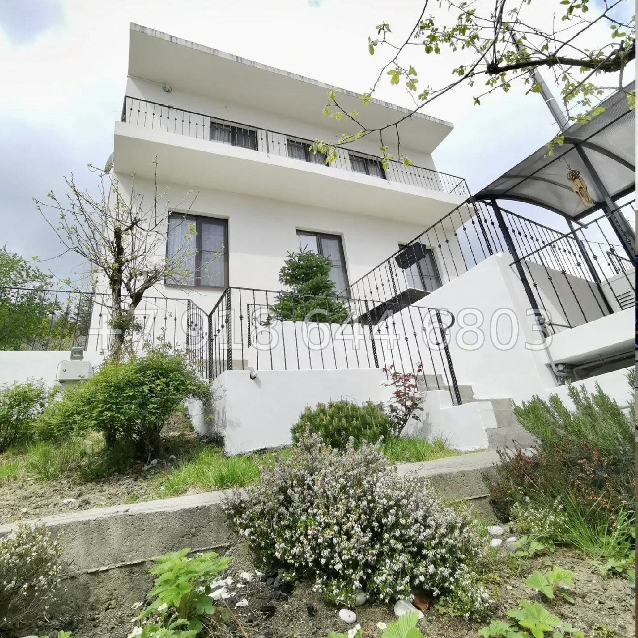 № 117 в. Дом с ремонтом в Адлере  - миниатюра 1