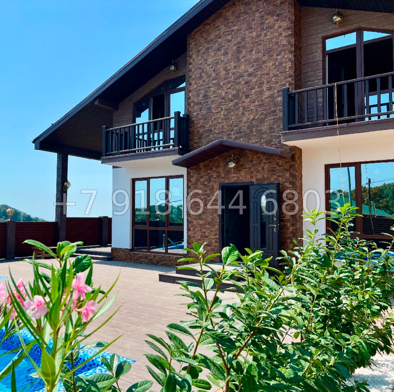 № 168 Б. Дом с большим бассейном в Адлере  - миниатюра 3