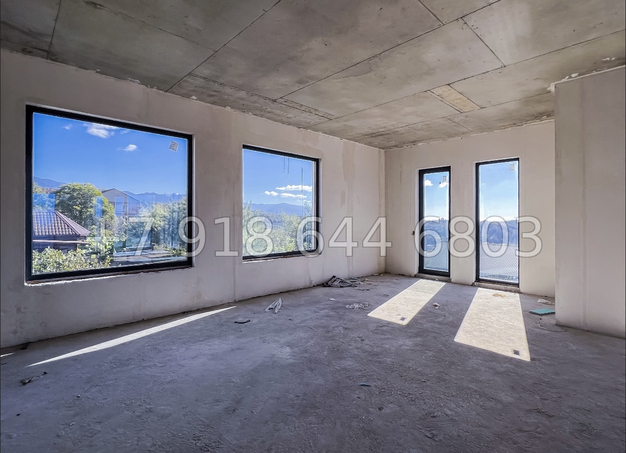 № 44 Б. Дом с гаражом и бассейном в Адлере  - миниатюра 23