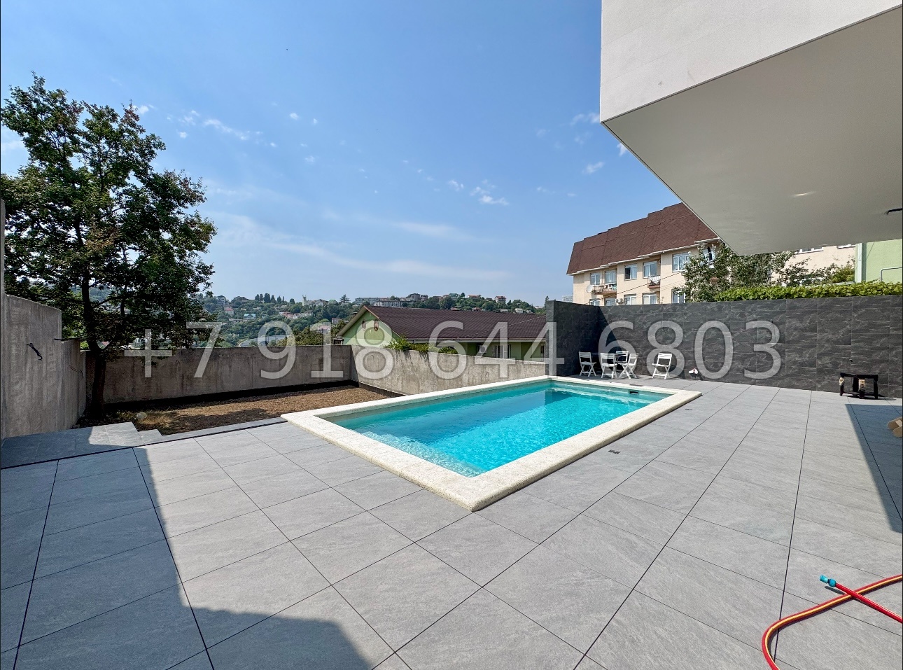 № 38 Б. Дом с бассейном в Сочи  - миниатюра 3