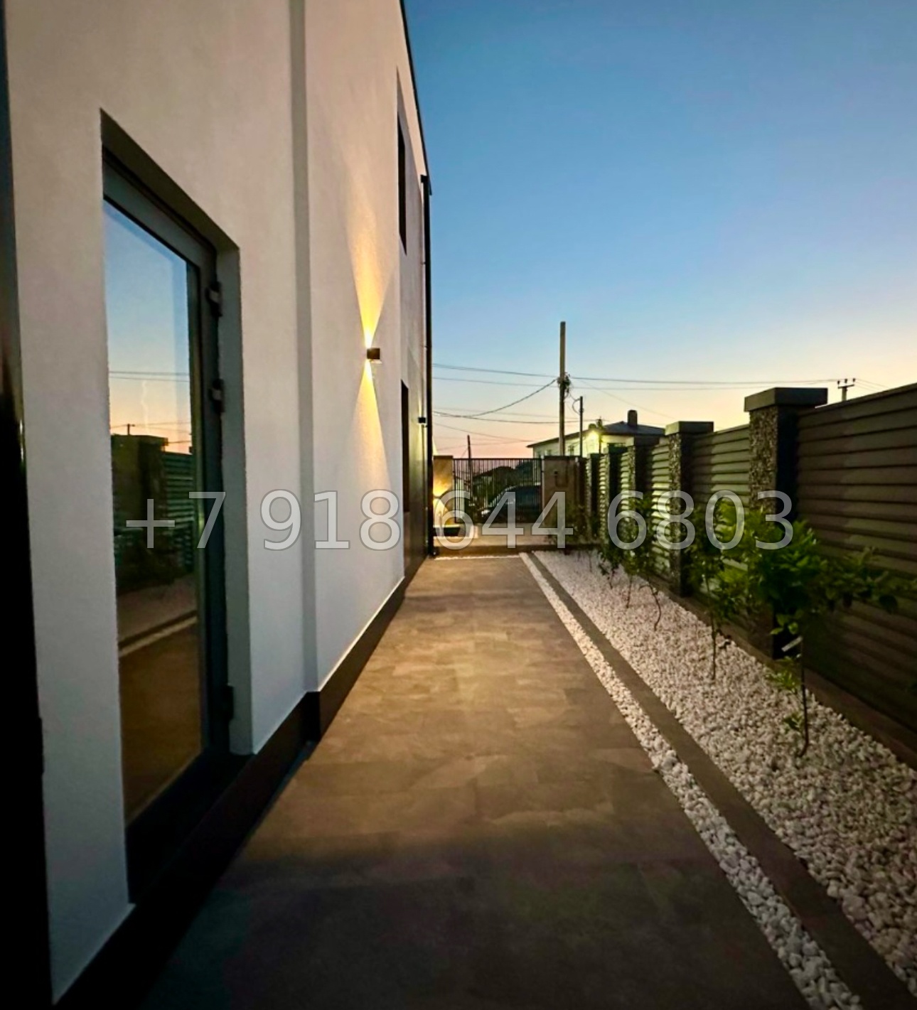 № 42 в. Современный дом рядом с Сириусом в Адлере  - миниатюра 19