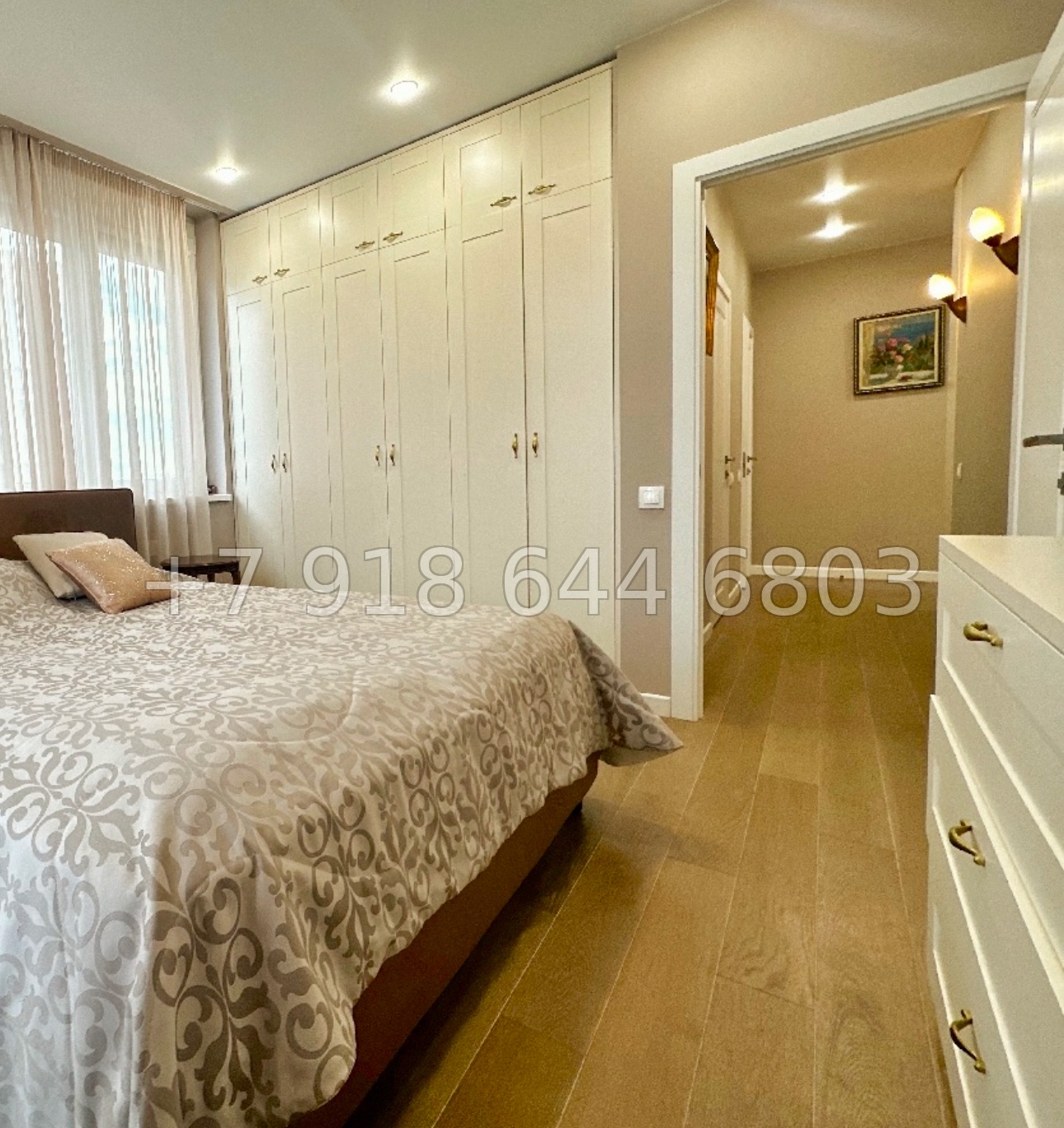 № 45р. Двухкомнатная Квартира в популярном Жилом Комплексе в центре города Сочи.  - миниатюра 8