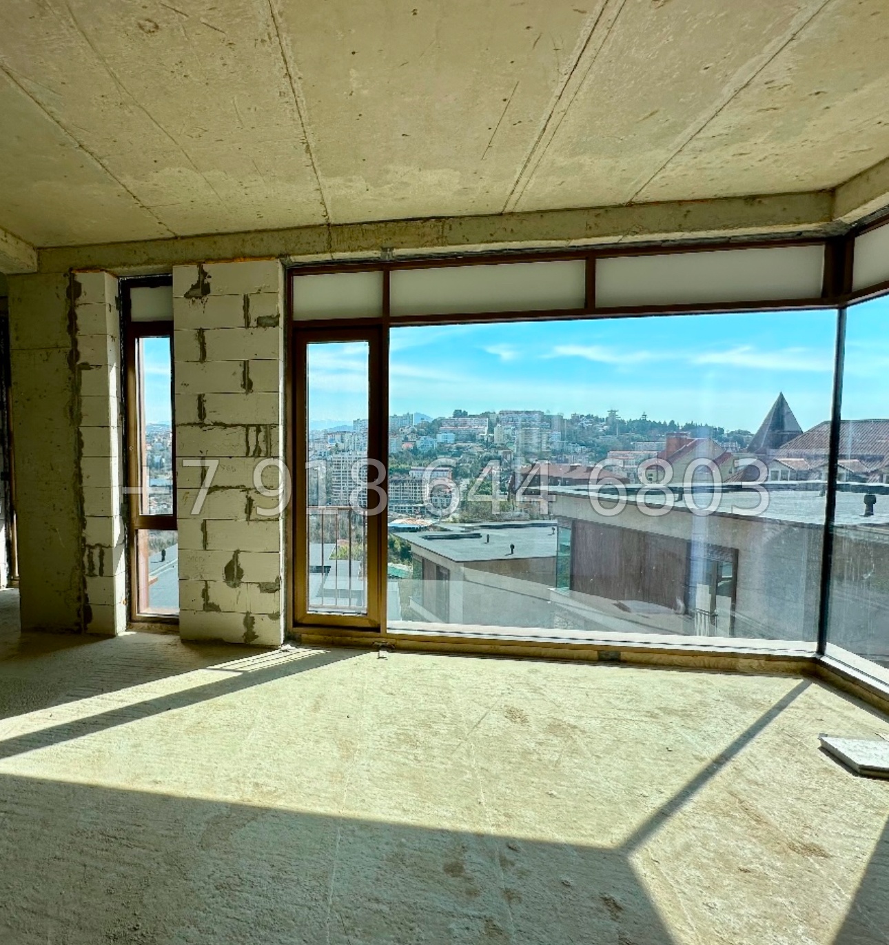 № 40в. Дом в центре города Сочи  - миниатюра 9