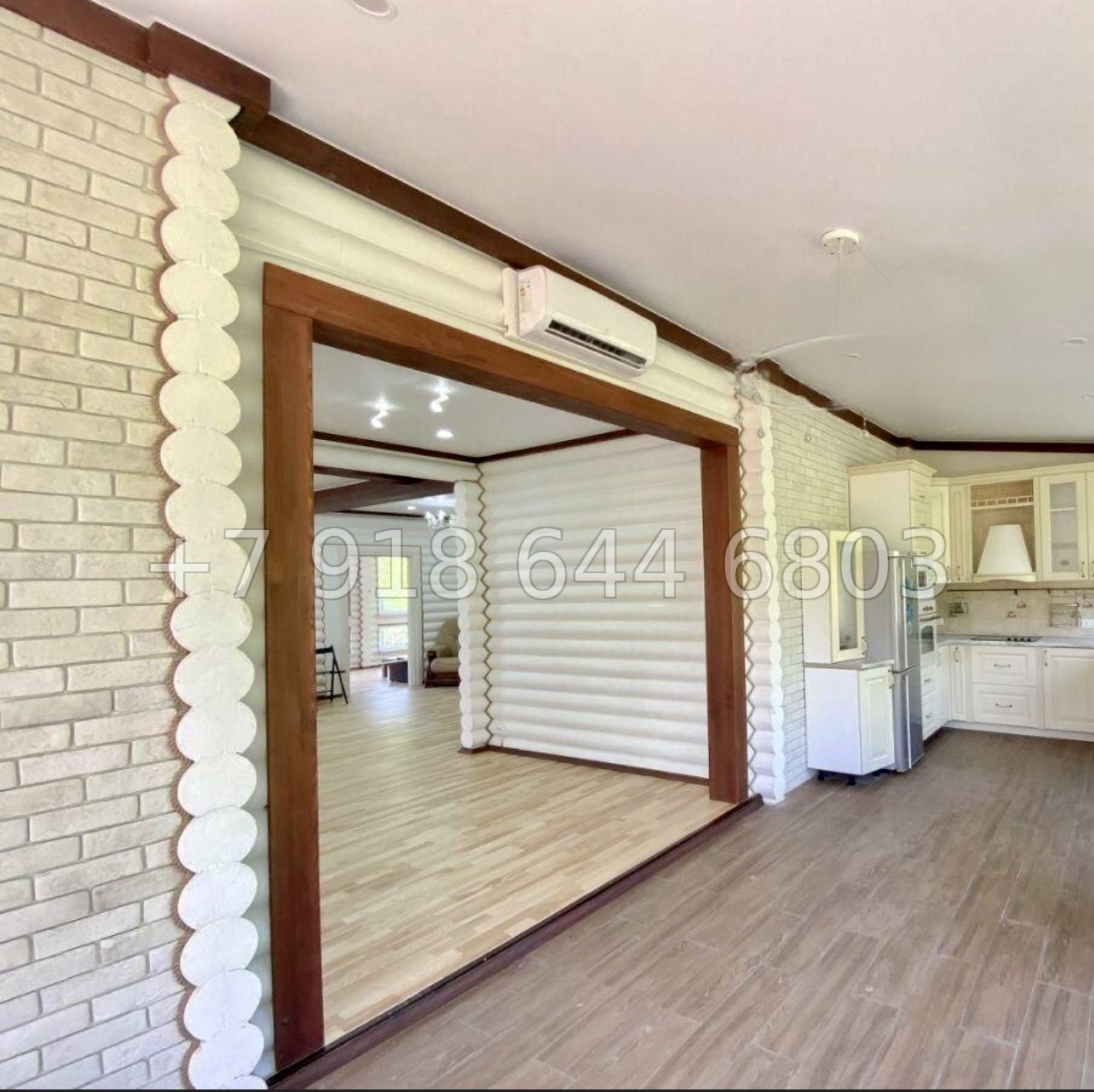 № 72 Б. Дом с озером с карпами в Адлере  - миниатюра 23