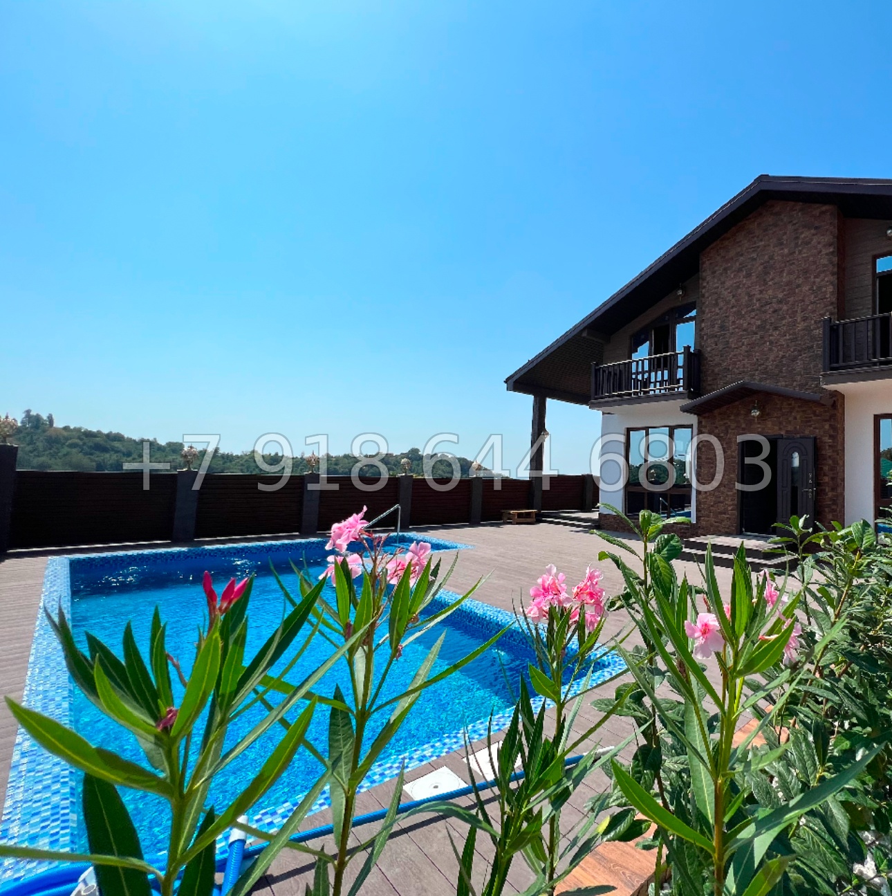 № 168 Б. Дом с большим бассейном в Адлере  - миниатюра 9