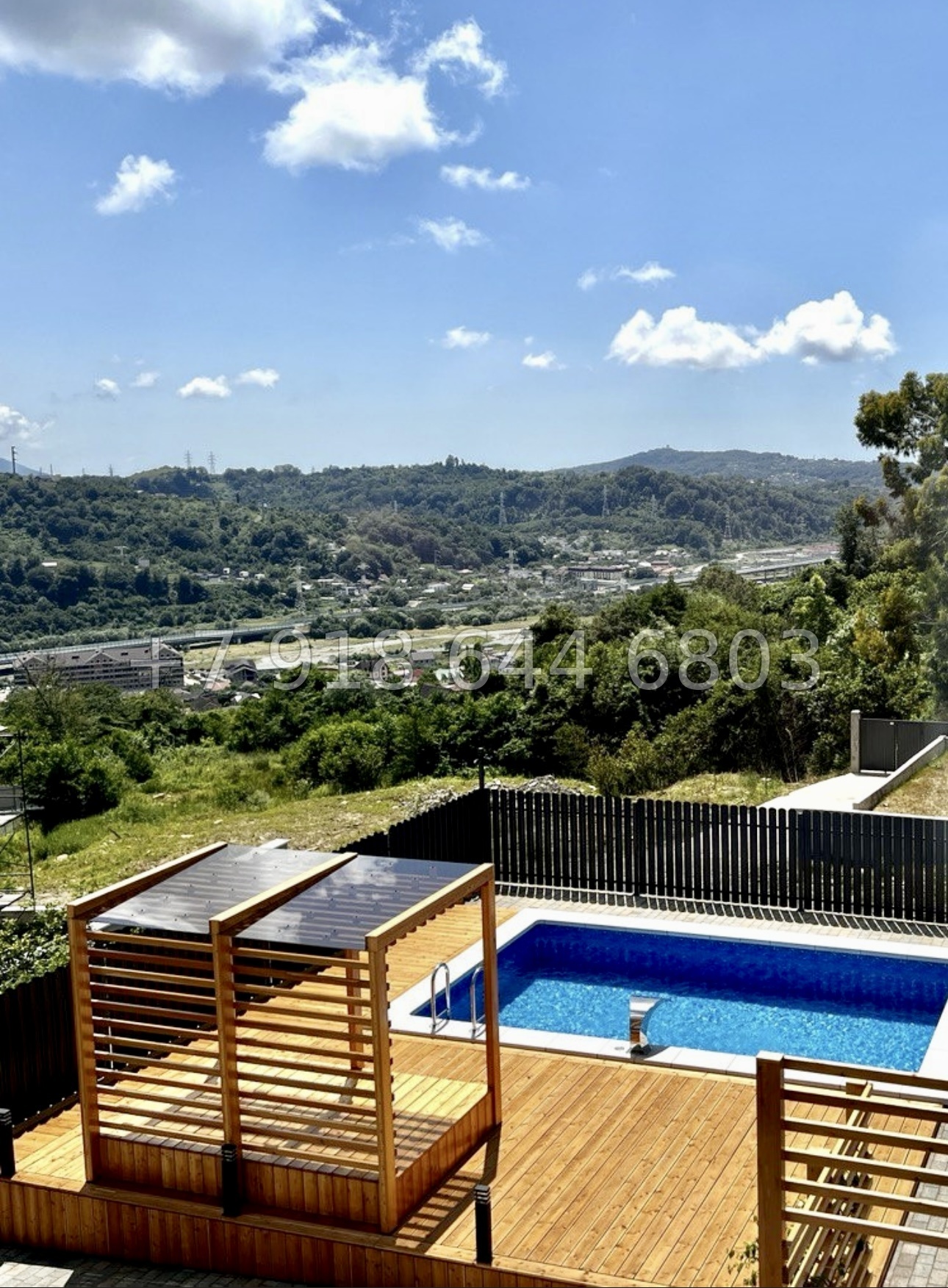 № 18 Б. Дом с бассейном в Адлере  - миниатюра 26