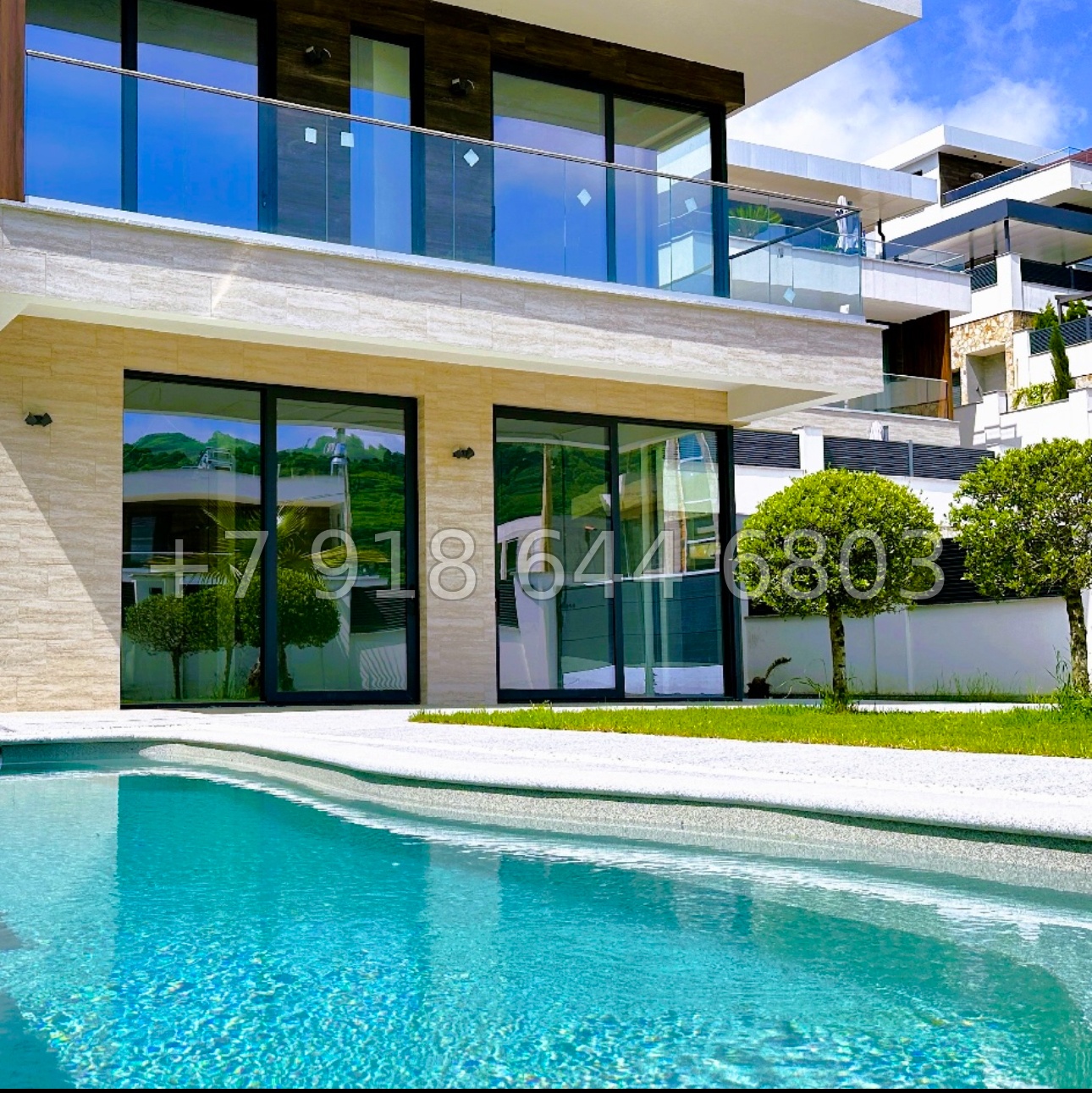 № 67 в. Дом в дорогом коттеджном посёлке в Адлере  - миниатюра 7