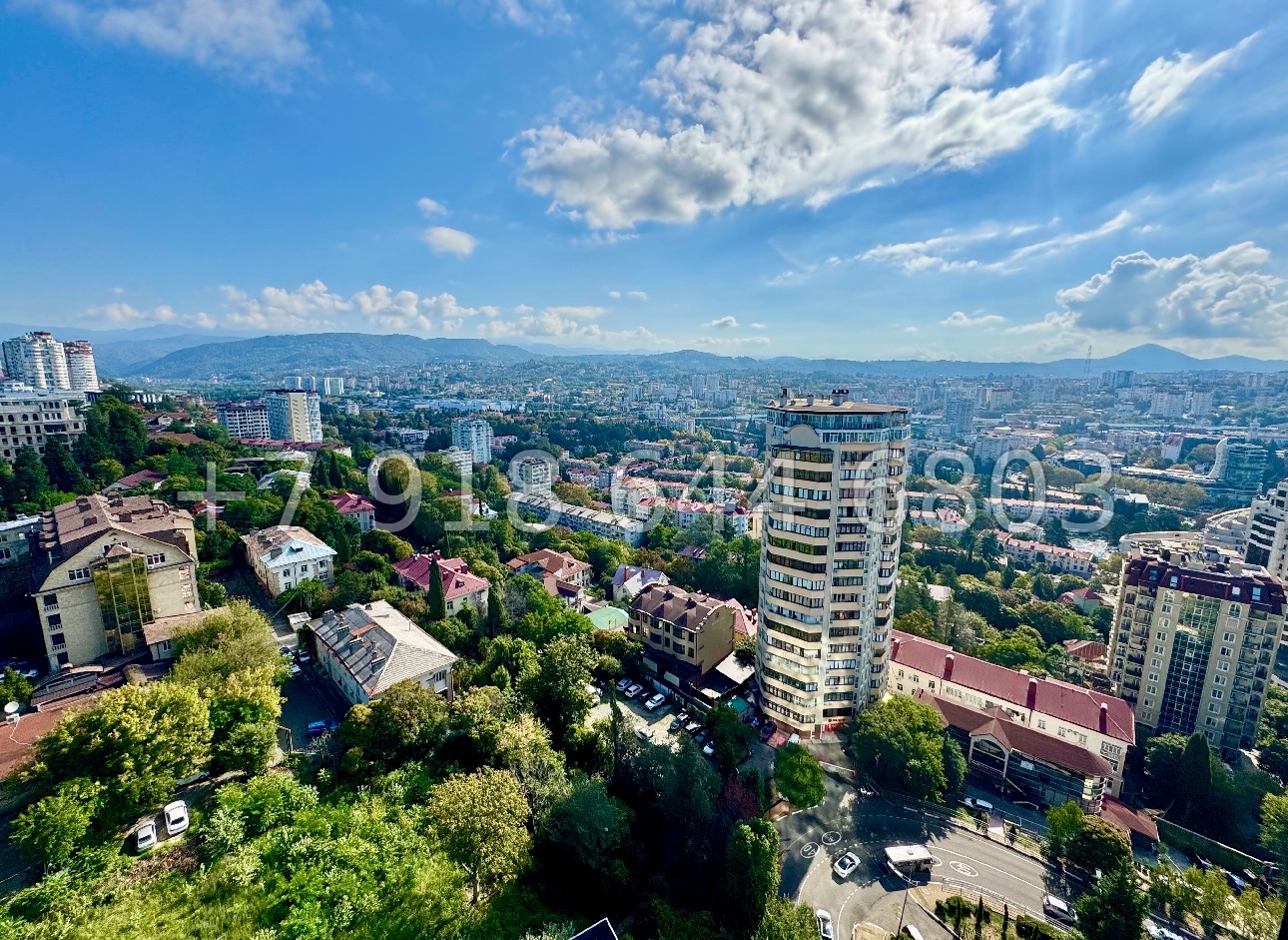 № 151р. Трёхкомнатная Квартира у парка Ривьера в центре города Сочи  - миниатюра 21