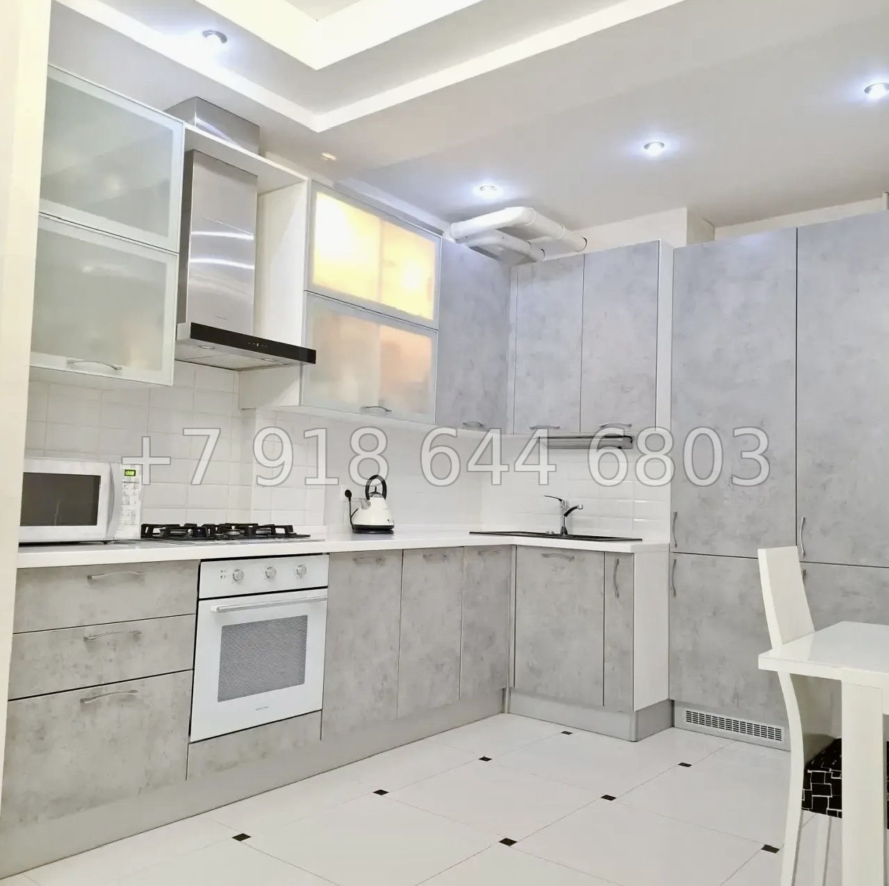 № 571 р. Двухкомнатная квартира в городе Сочи  - миниатюра 2