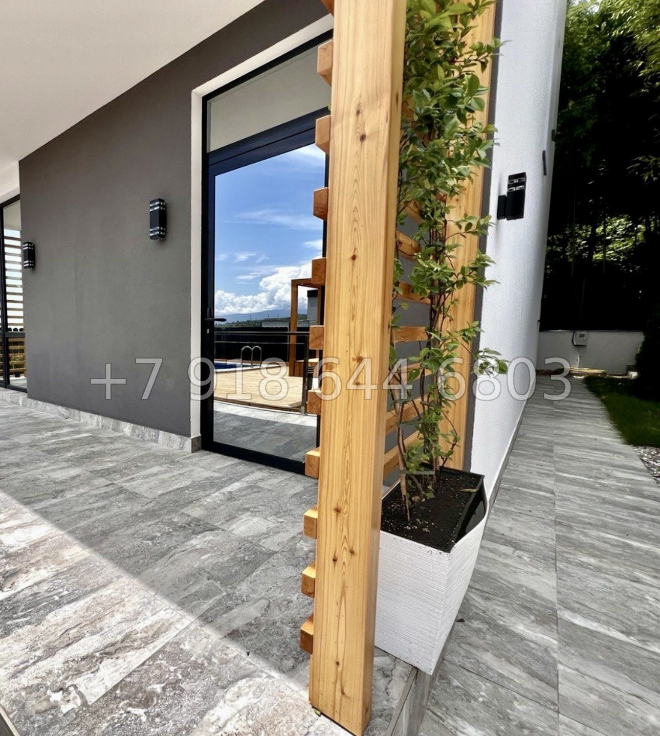 № 18 Б. Дом с бассейном в Адлере  - миниатюра 31