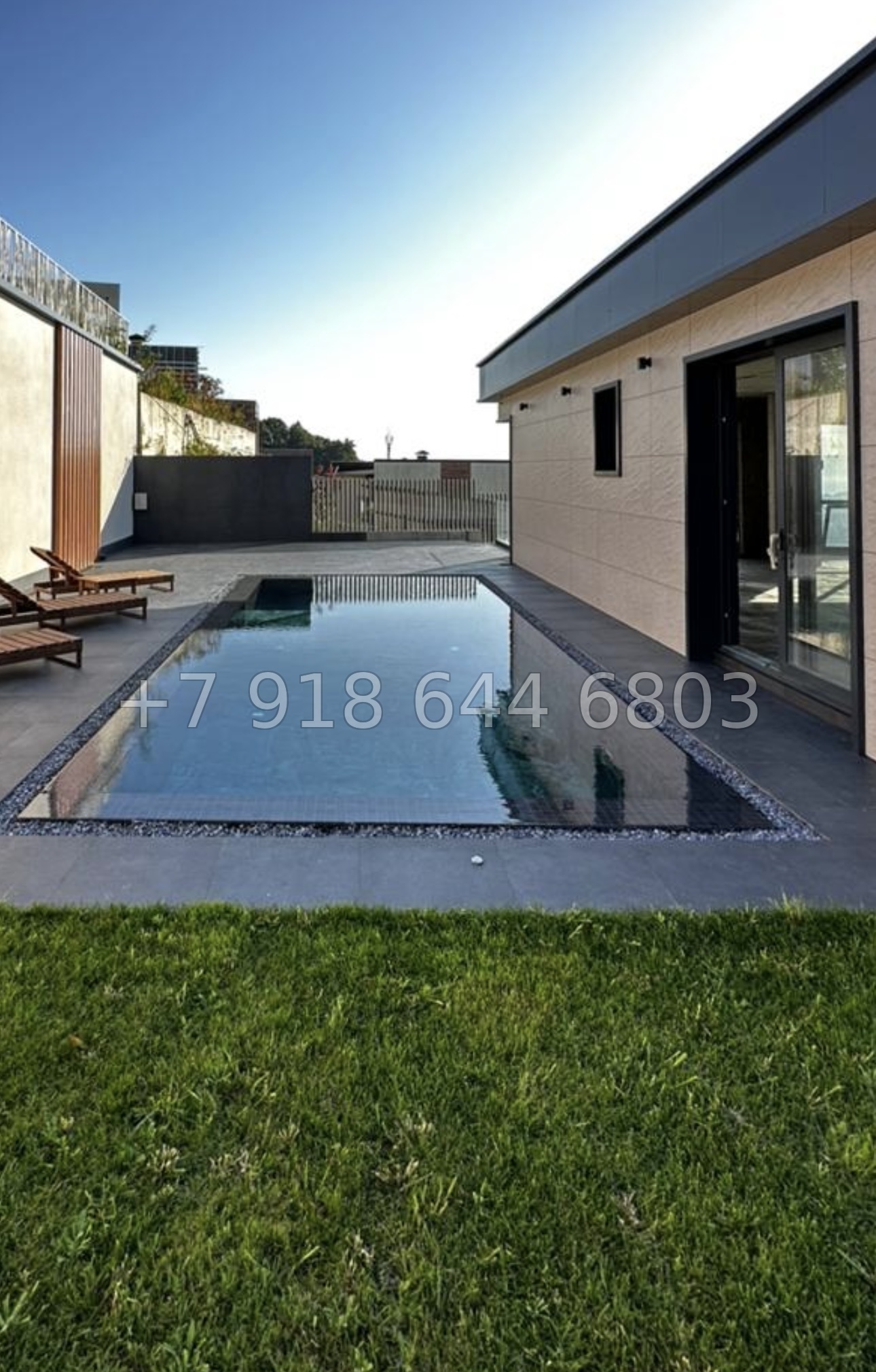 № 24 Б. Дом с бассейном в Адлере  - миниатюра 17