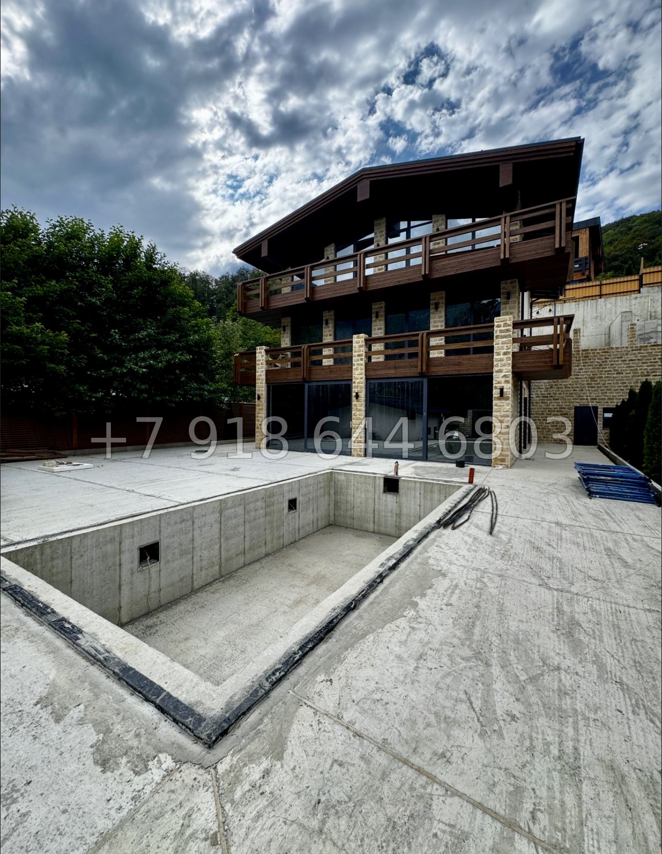 № 14 М. Дом на Красной Поляне с бассейном  - миниатюра 1