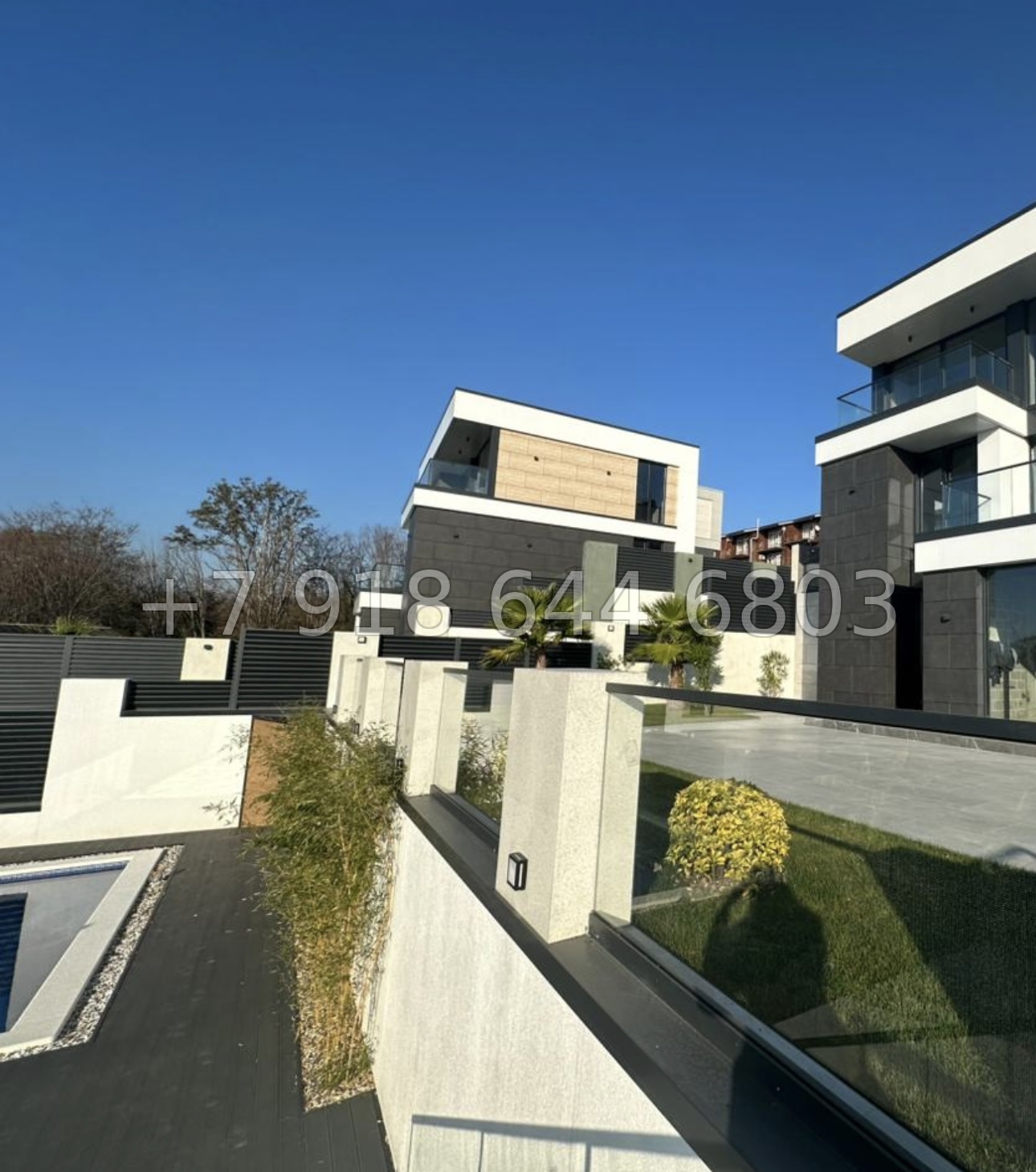 № 11 В. Смотрите какой необычный дом в Адлере  - миниатюра 24