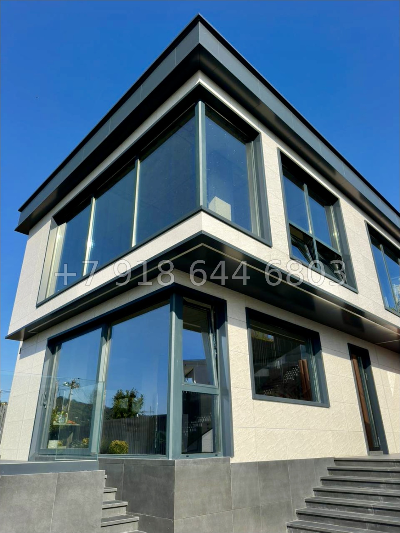 № 24 Б. Дом с бассейном в Адлере  - миниатюра 2