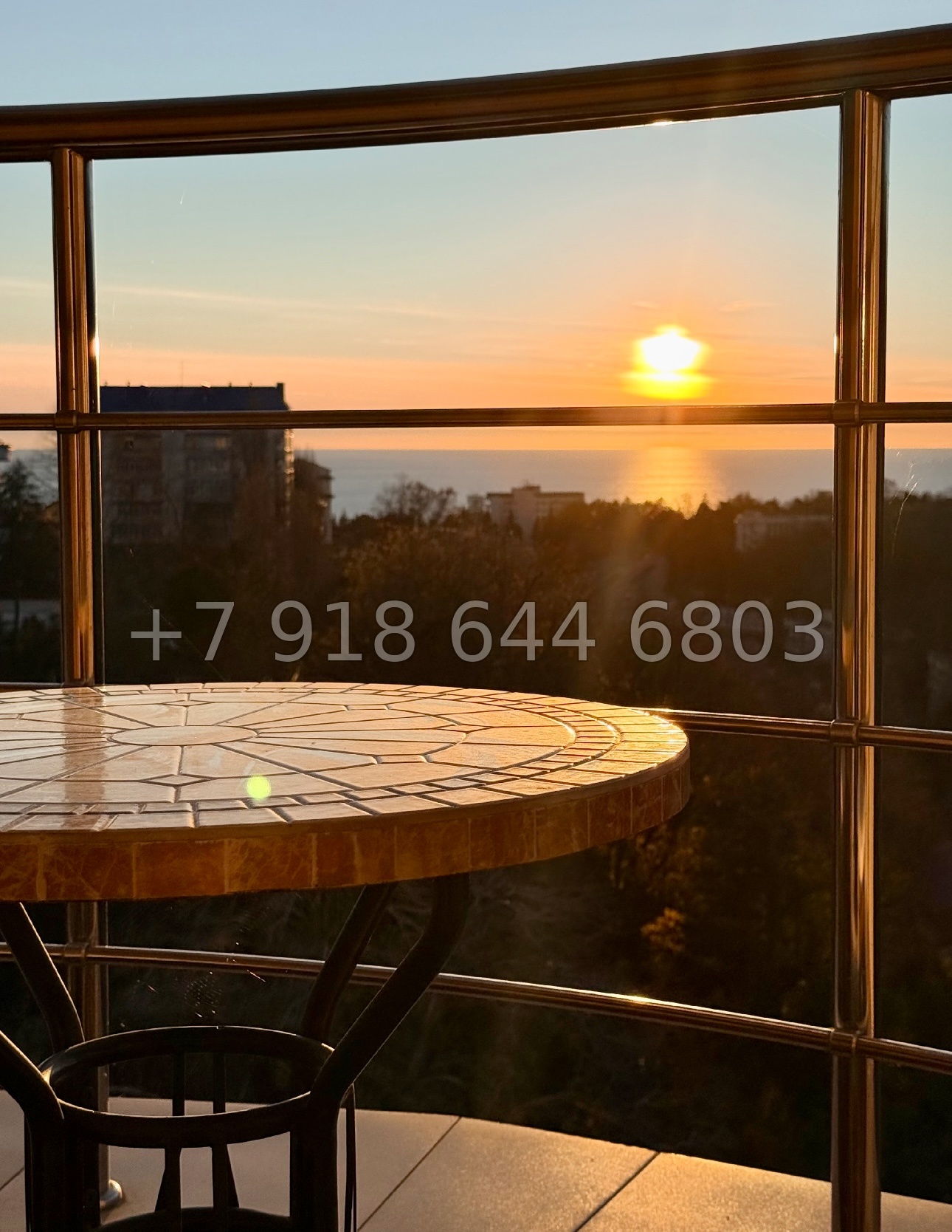 № 31р. Четырехкомнатная квартира с бассейном в Сочи  - миниатюра 8