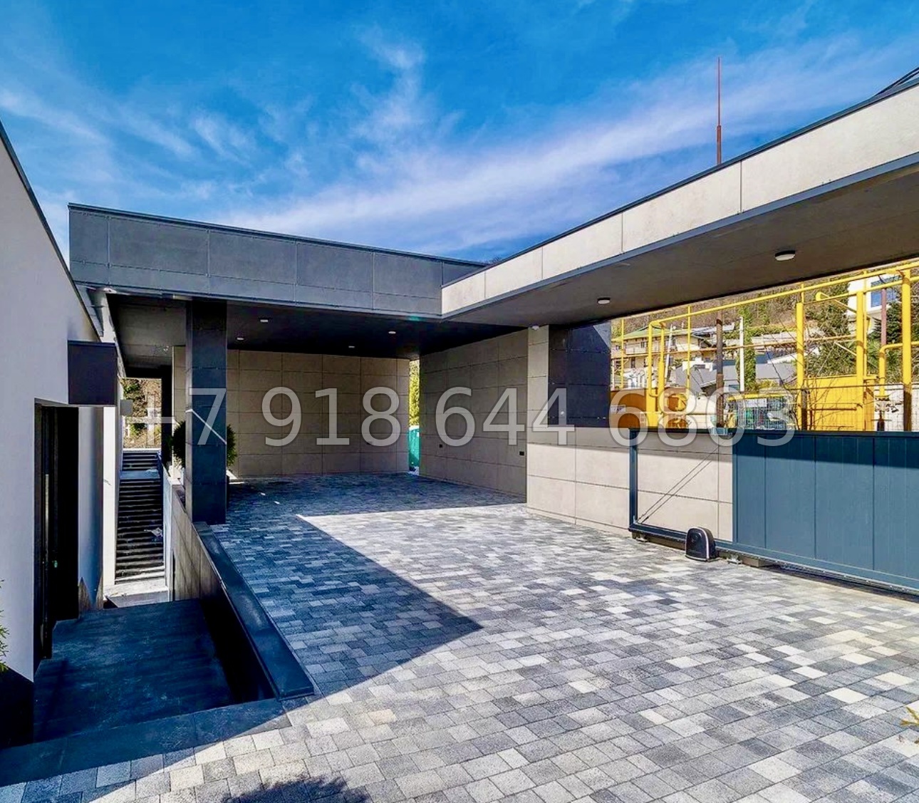 № 18 В. Два роскошных дома с бассейном и с прямым видом на море в Сочи  - миниатюра 31