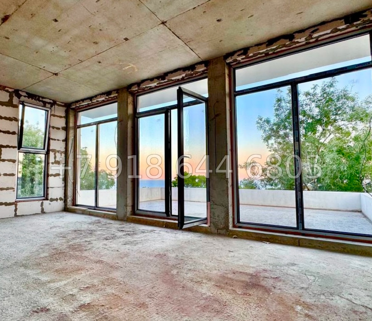 № 7 н. Дом в Ялте с гаражом и с видом на Чёрное море  - миниатюра 14