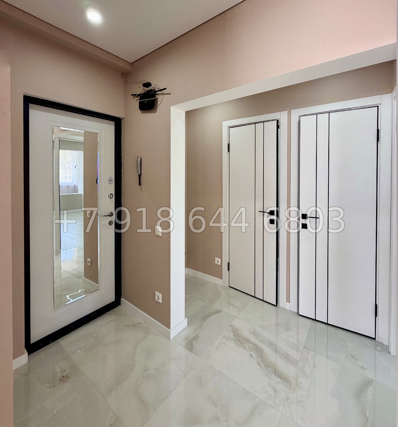 № 533 р.  Квартира в центре города Сочи  - миниатюра 10