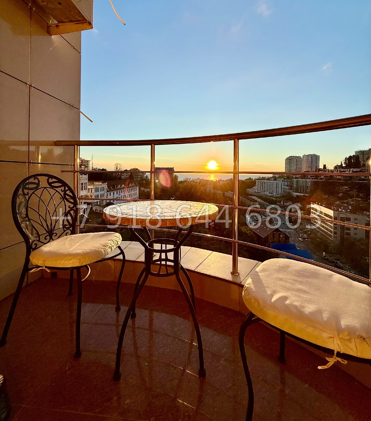 № 31р. Четырехкомнатная квартира с бассейном в Сочи  - миниатюра 4