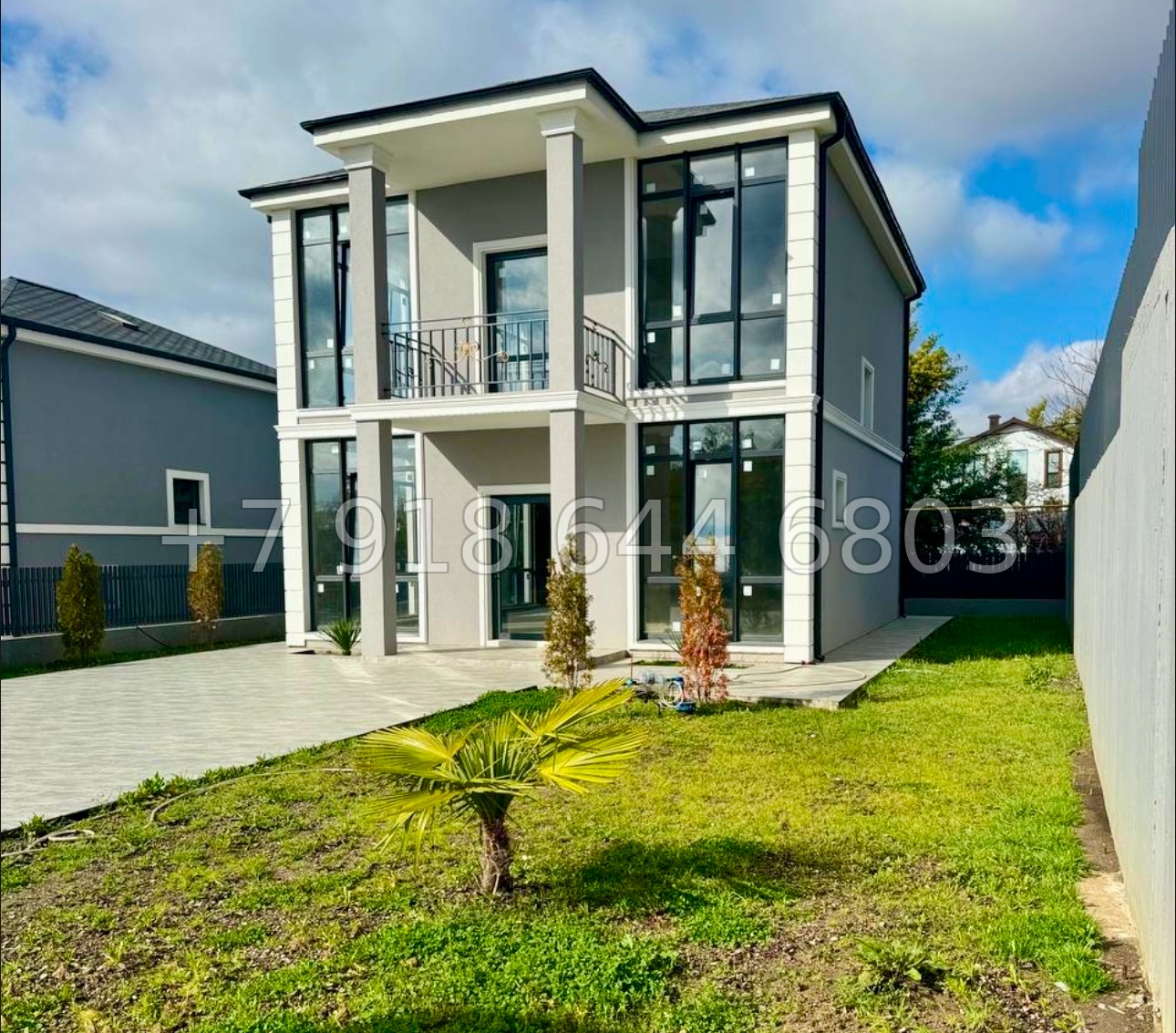 № 107 А. Дом с бассейном в Адлере  - миниатюра 1