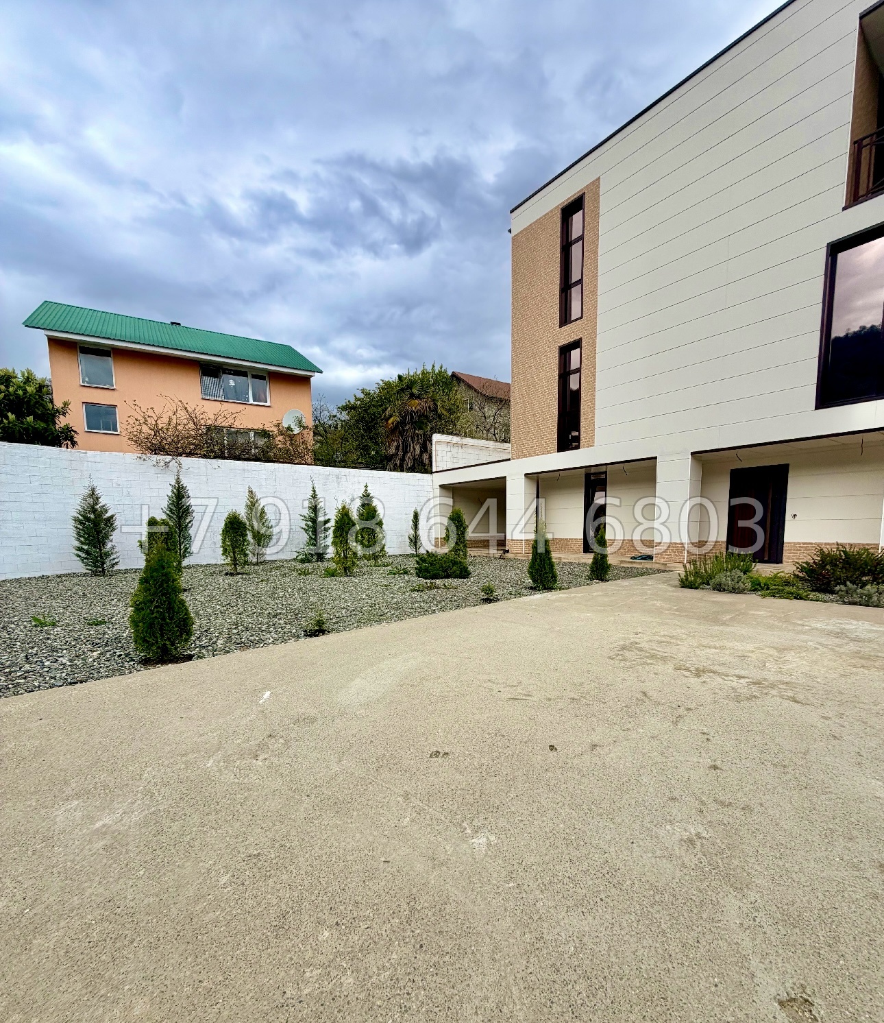 № 245 в. Дом с ремонтом в Адлере  - миниатюра 2