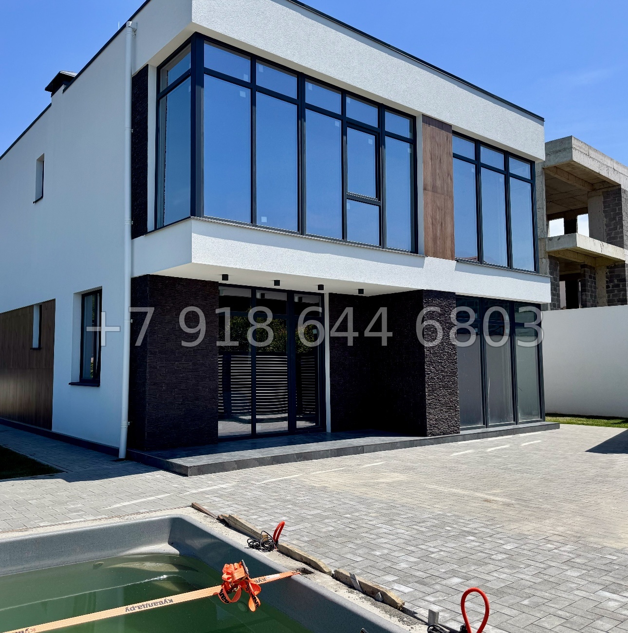 № 28 Б. Дом в Сочи с бассейном  - миниатюра 4