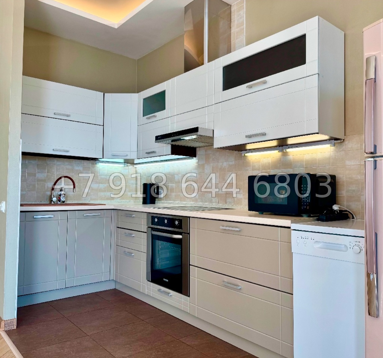 № 572 р. Квартира у парка Ривьера Сочи с бассейном  - миниатюра 4