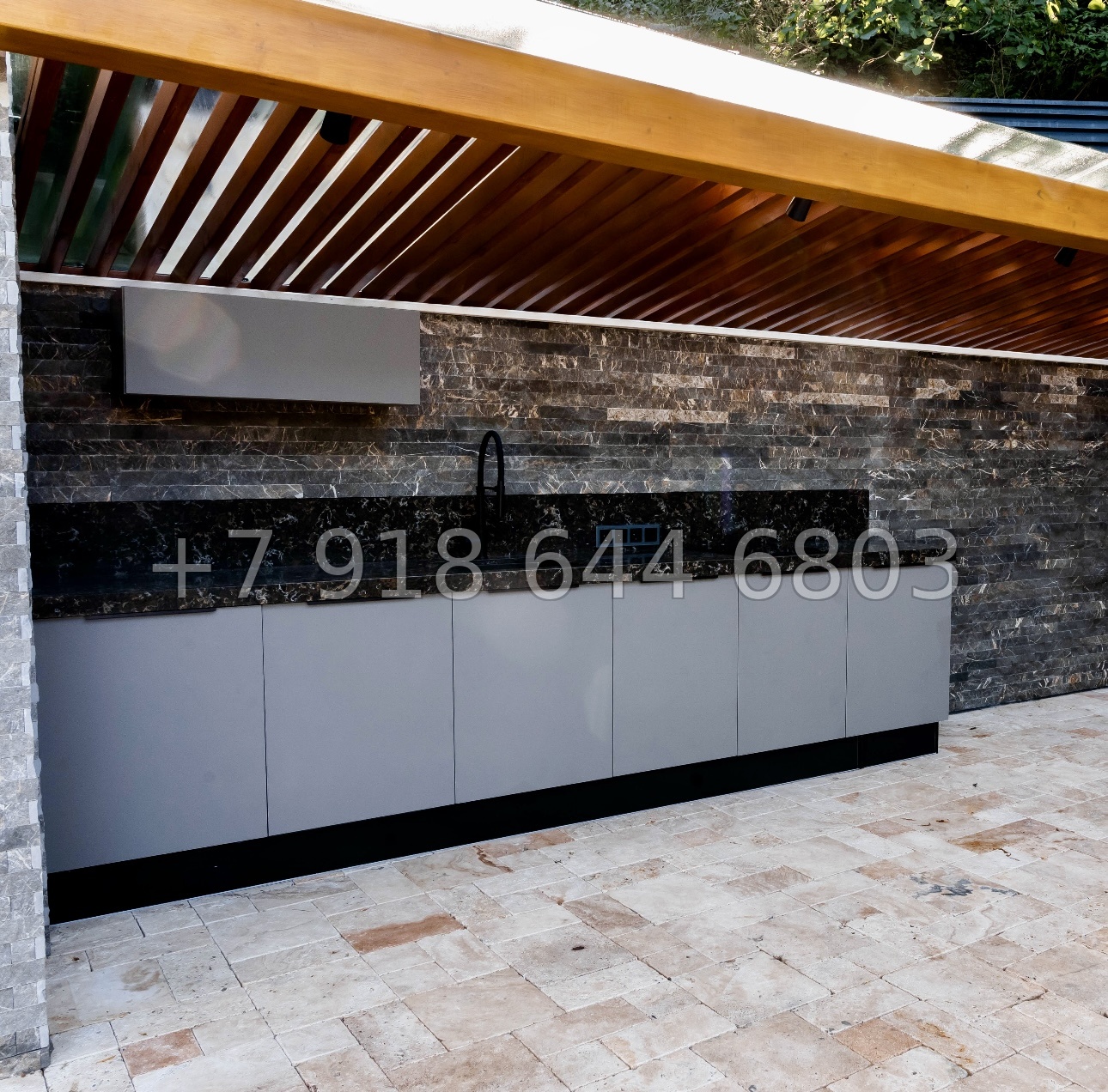 № 25В. Роскошный дом из бруса в городе Сочи с бассейном  - миниатюра 8