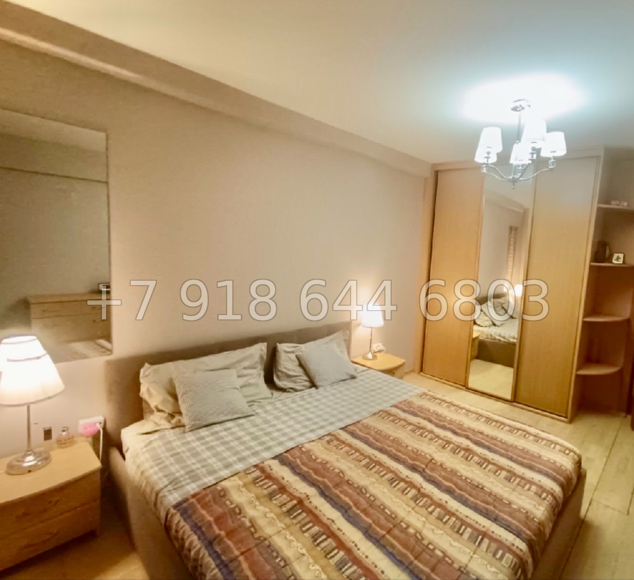 № 557 р. Трёхкомнатная Квартира в центре города Сочи  - миниатюра 1