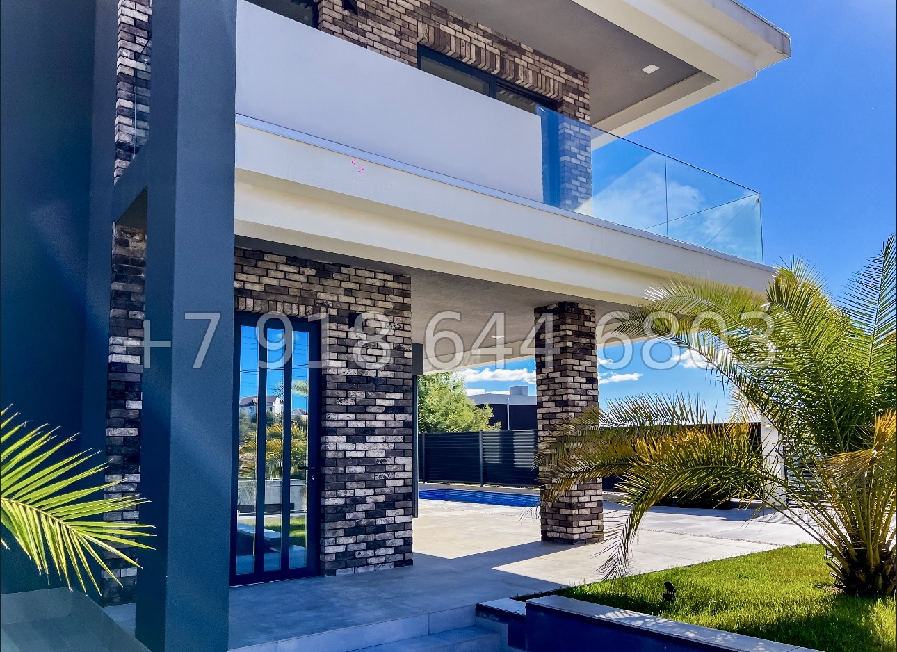 № 44 Б. Дом с гаражом и бассейном в Адлере  - миниатюра 15