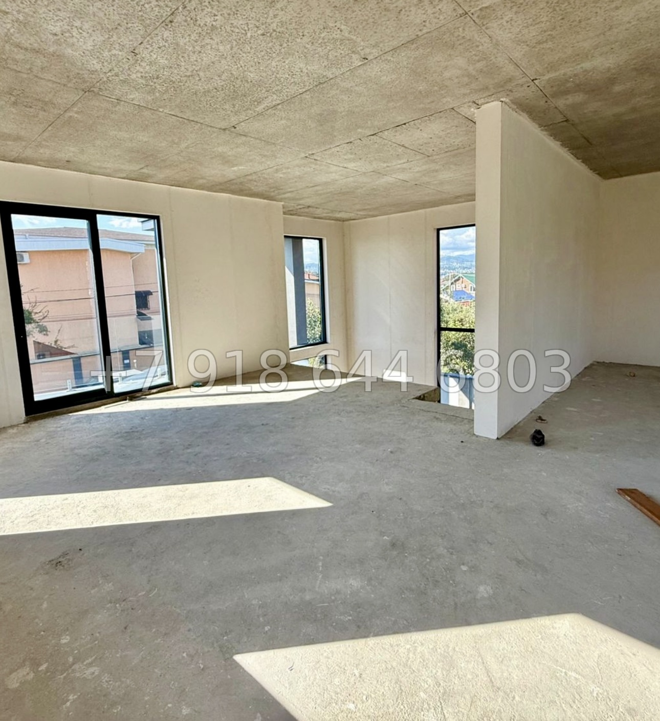 № 25 Б. Дом с бассейном в Адлере  - миниатюра 22