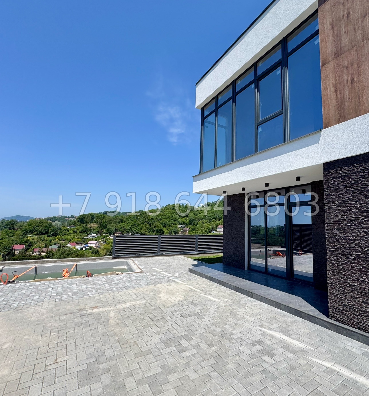 № 28 Б. Дом в Сочи с бассейном  - миниатюра 6